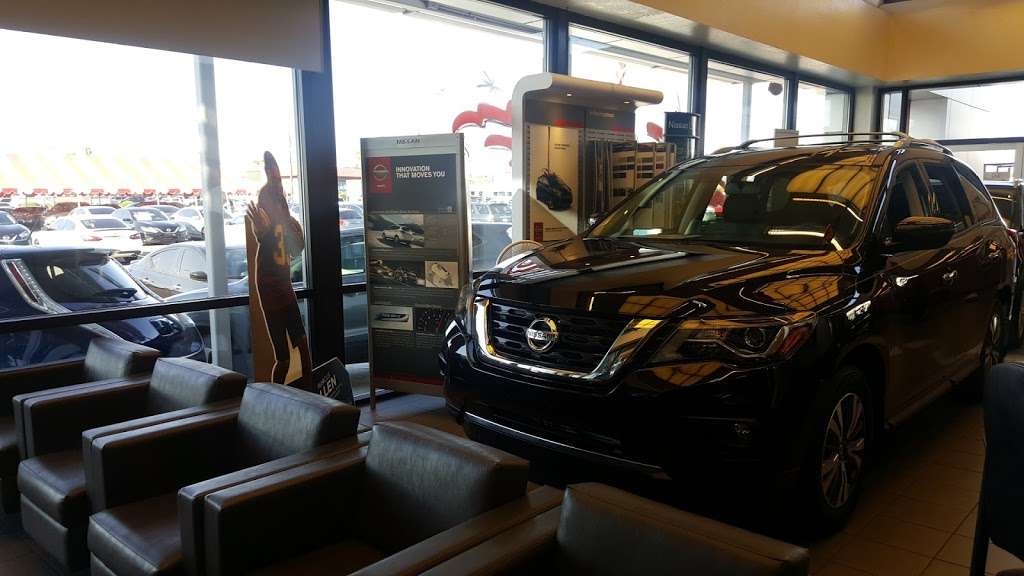 Midway Nissan | 2209 W Bell Rd, Phoenix, AZ 85023, USA | Phone: (602) 635-6512