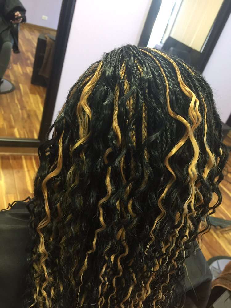 Binta B African Hair Braiding | 620 E St Charles Rd, Carol Stream, IL 60188, USA | Phone: (630) 229-9743