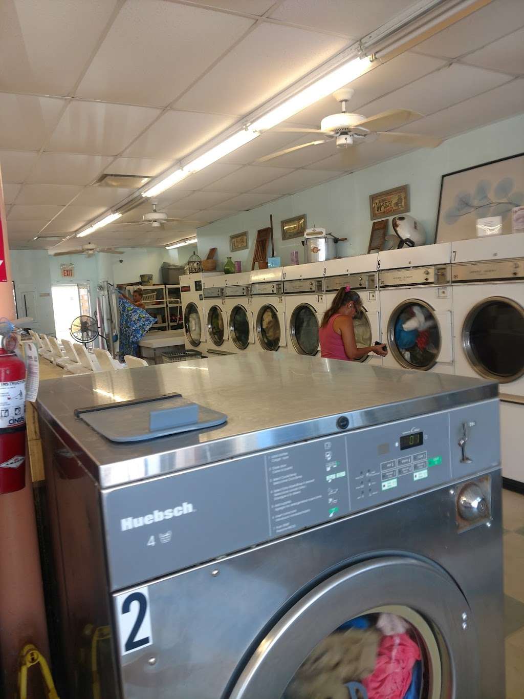 Aloha Laundry LLC | 2510 S Atlantic Ave, Daytona Beach Shores, FL 32118 | Phone: (386) 767-2220