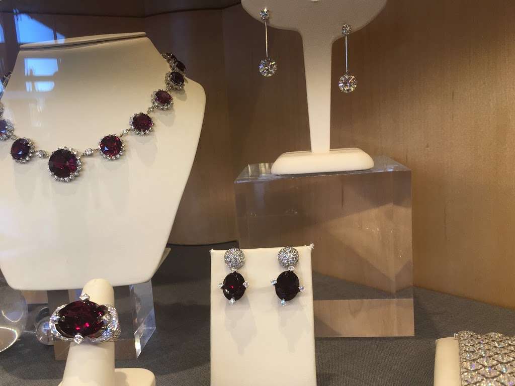 Stephen Silver Fine Jewelry Boutique | 2825 Sand Hill Rd, Menlo Park, CA 94025, USA | Phone: (650) 292-0612