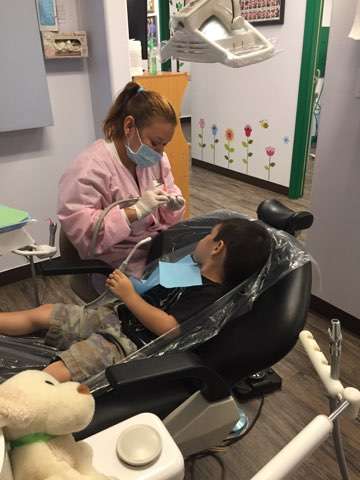 Amor Kids Dentistry - Pediatric Dentist in Los Angeles | 5877 Vermont Ave, Los Angeles, CA 90044, USA | Phone: (323) 759-1523