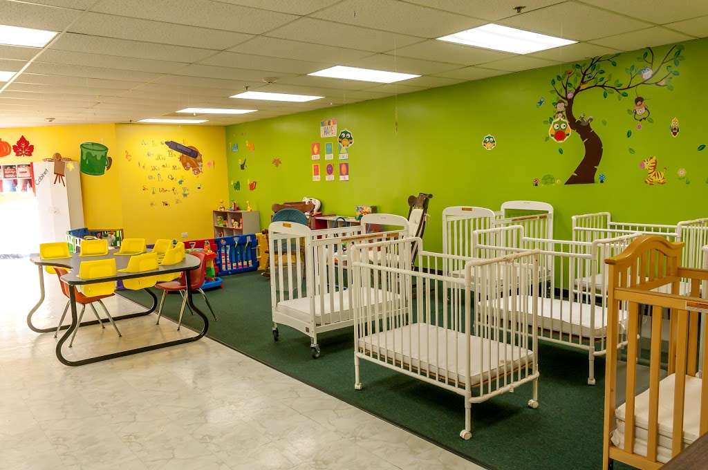 Childrens Center of Lake Forest, LLC | 28457 Ballard Dr # A2, Lake Forest, IL 60045 | Phone: (847) 367-0099