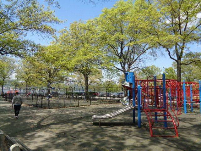 Ten Mile River Playground | Photo 3 of 9 | Address: Riverside Park, New York, NY 10031, USA | Phone: (212) 870-3070