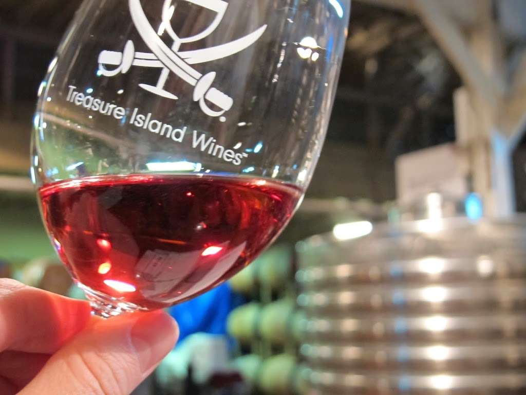 Treasure Island Wines | 995 9th St #201, San Francisco, CA 94130, USA | Phone: (415) 394-9463