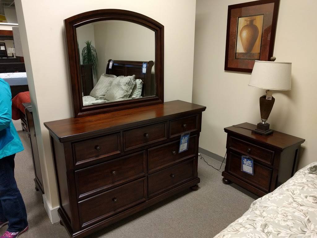 Lehnens Furniture & Mattress | 3210 Builder Dr, Lafayette, IN 47909, USA | Phone: (765) 807-0382