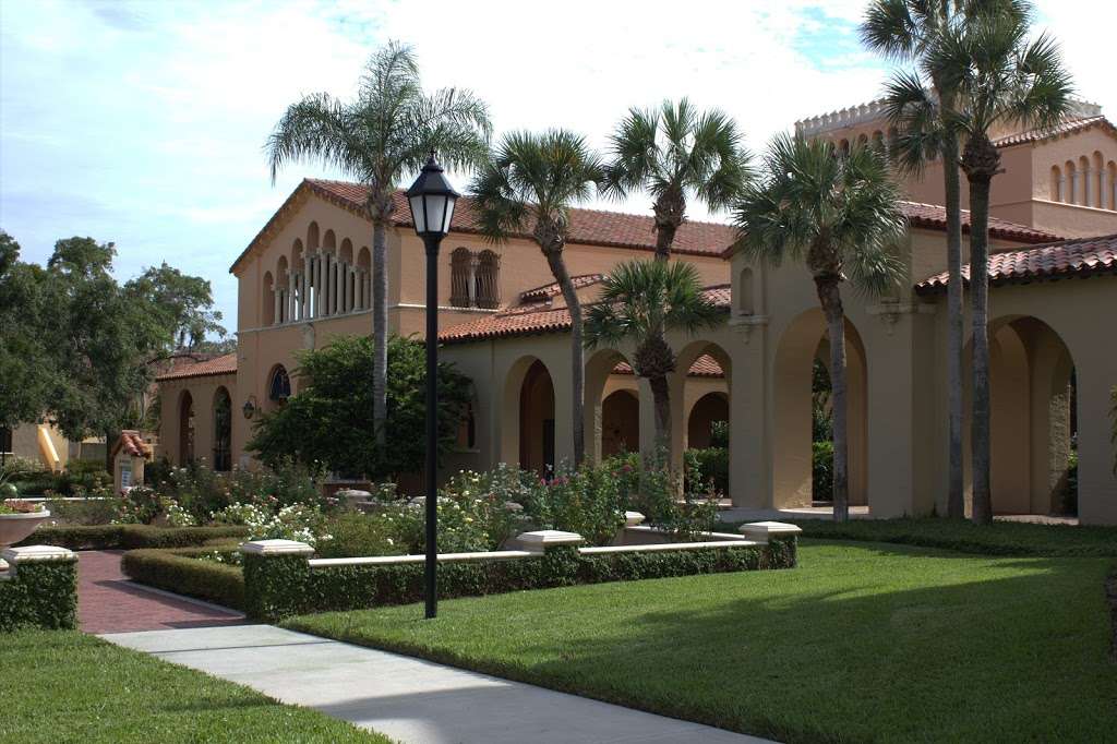 Strong Hall | French Ave, Winter Park, FL 32789, USA