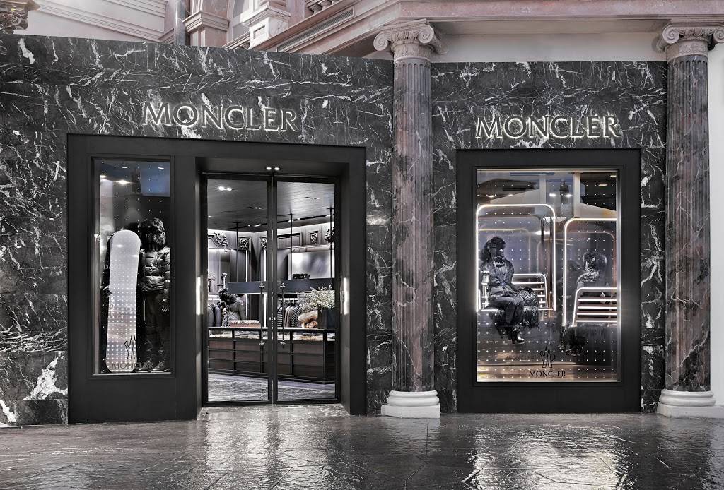 Moncler | 3500 Las Vegas Blvd S Suite C02, Las Vegas, NV 89109, USA | Phone: (702) 323-7129