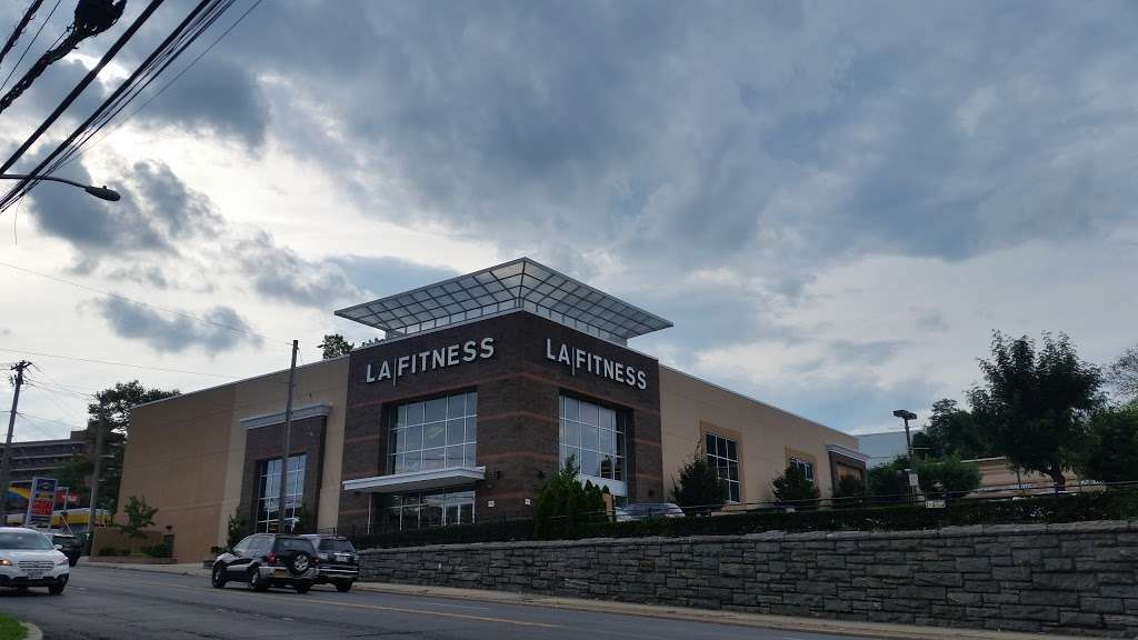 LA Fitness | 260 Boston Post Rd, Port Chester, NY 10573, USA | Phone: (914) 233-2211