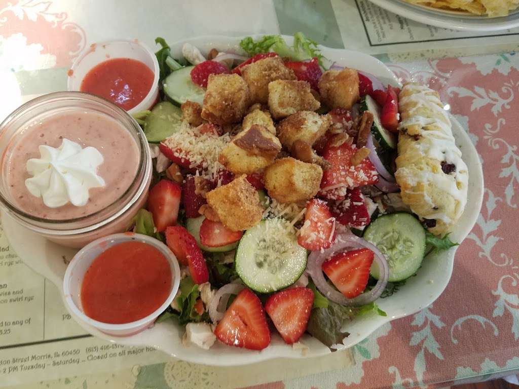 Letty Maes Tea Room | 112 E Washington St, Morris, IL 60450, USA | Phone: (815) 416-1370