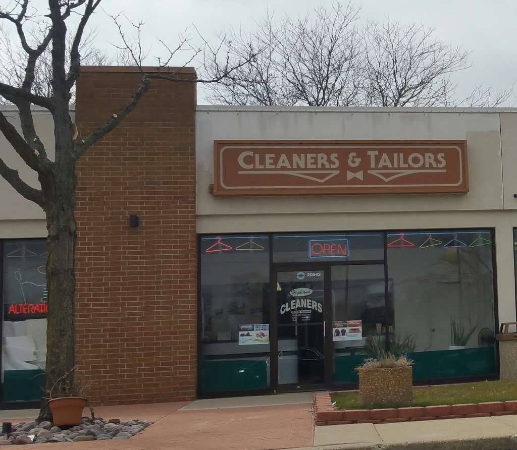 Highland Cleaners & Tailors | 20542 N Milwaukee Ave, Deerfield, IL 60015, USA | Phone: (847) 541-7723