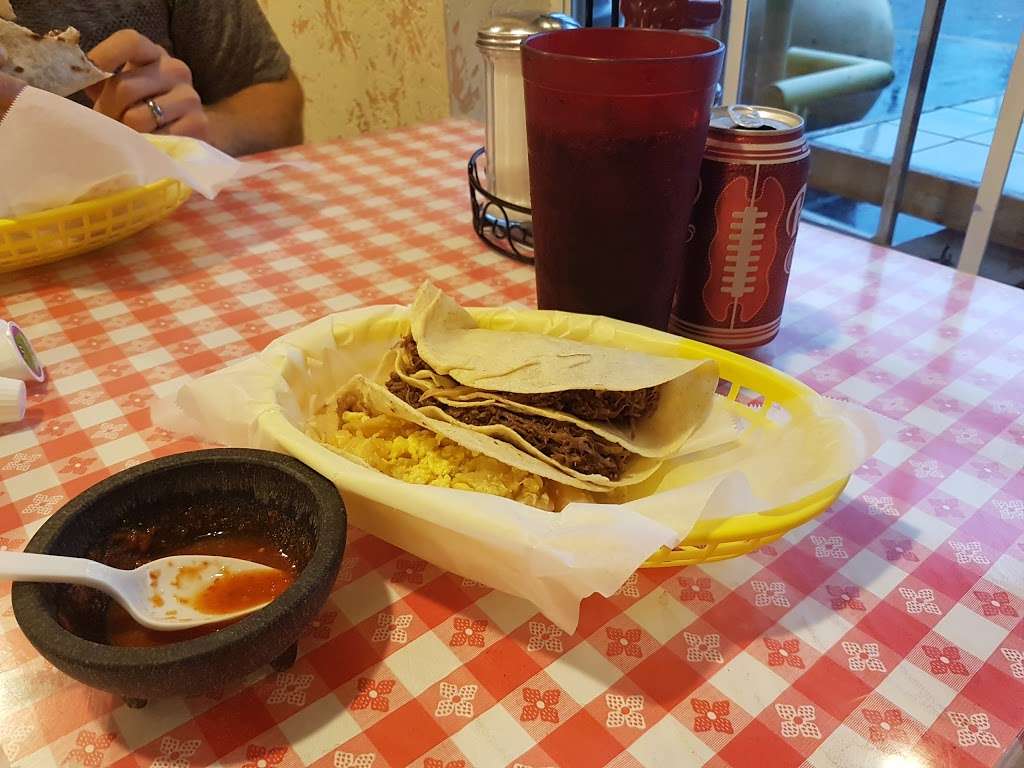 Taqueria Laredo | 311 Patton St, Houston, TX 77009 | Phone: (713) 695-0504