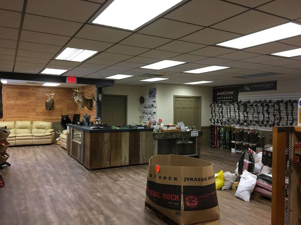 Little Mountain Outfitters | 225 E Main St, Richland, PA 17087, USA | Phone: (717) 821-1891