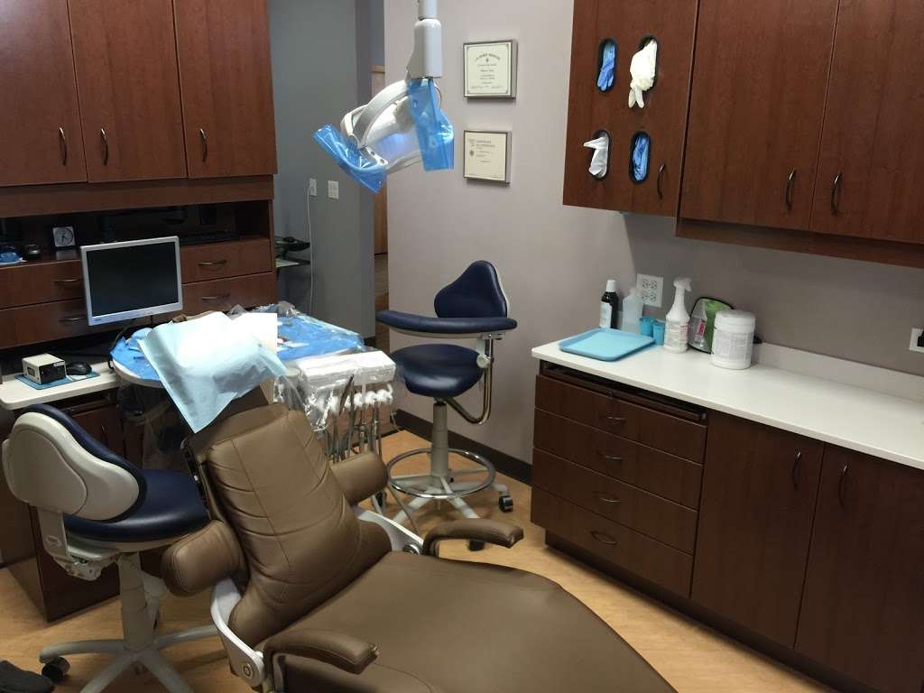 Poplar Crossing Dental | 2630 Sutton Rd, Hoffman Estates, IL 60192, USA | Phone: (847) 884-8484