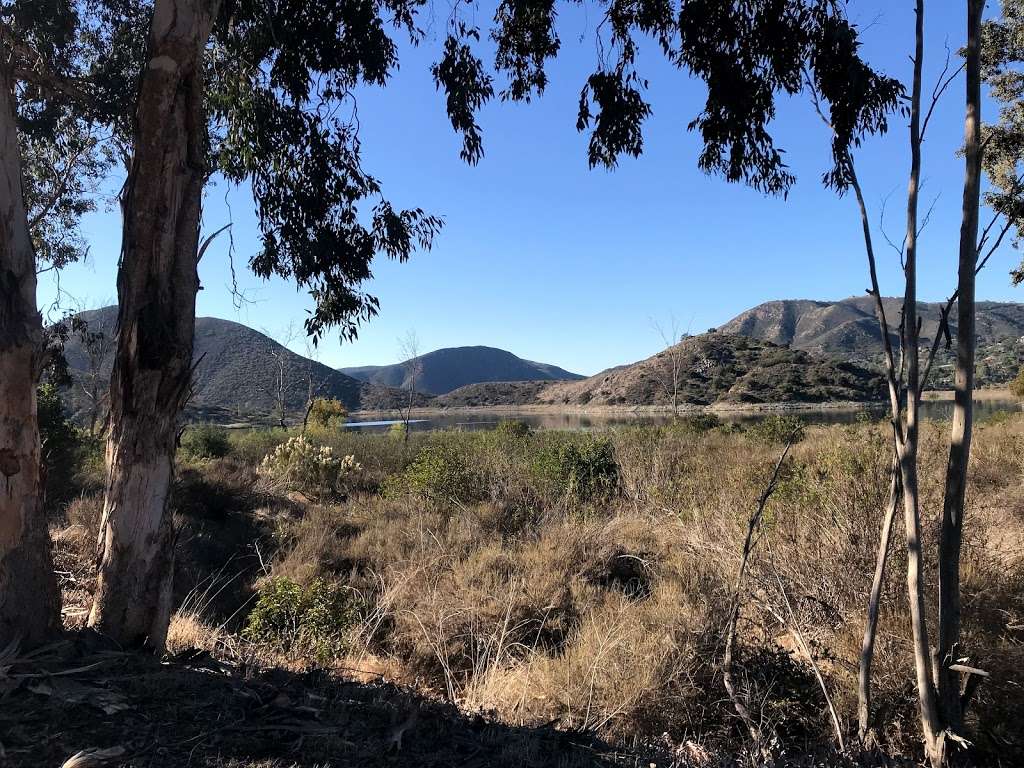 Lake Hodges Trailhead | 3661 Sunset Dr, Escondido, CA 92025, USA