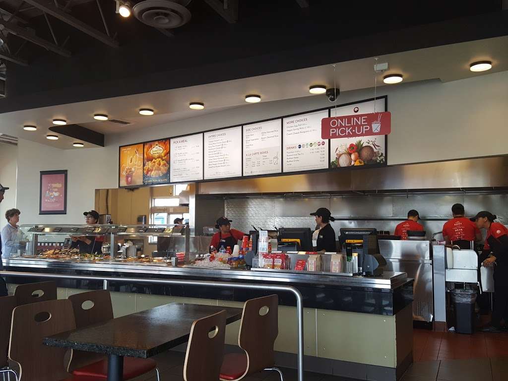 Panda Express | 600 W Mission Ave, Escondido, CA 92025, USA | Phone: (760) 781-5117