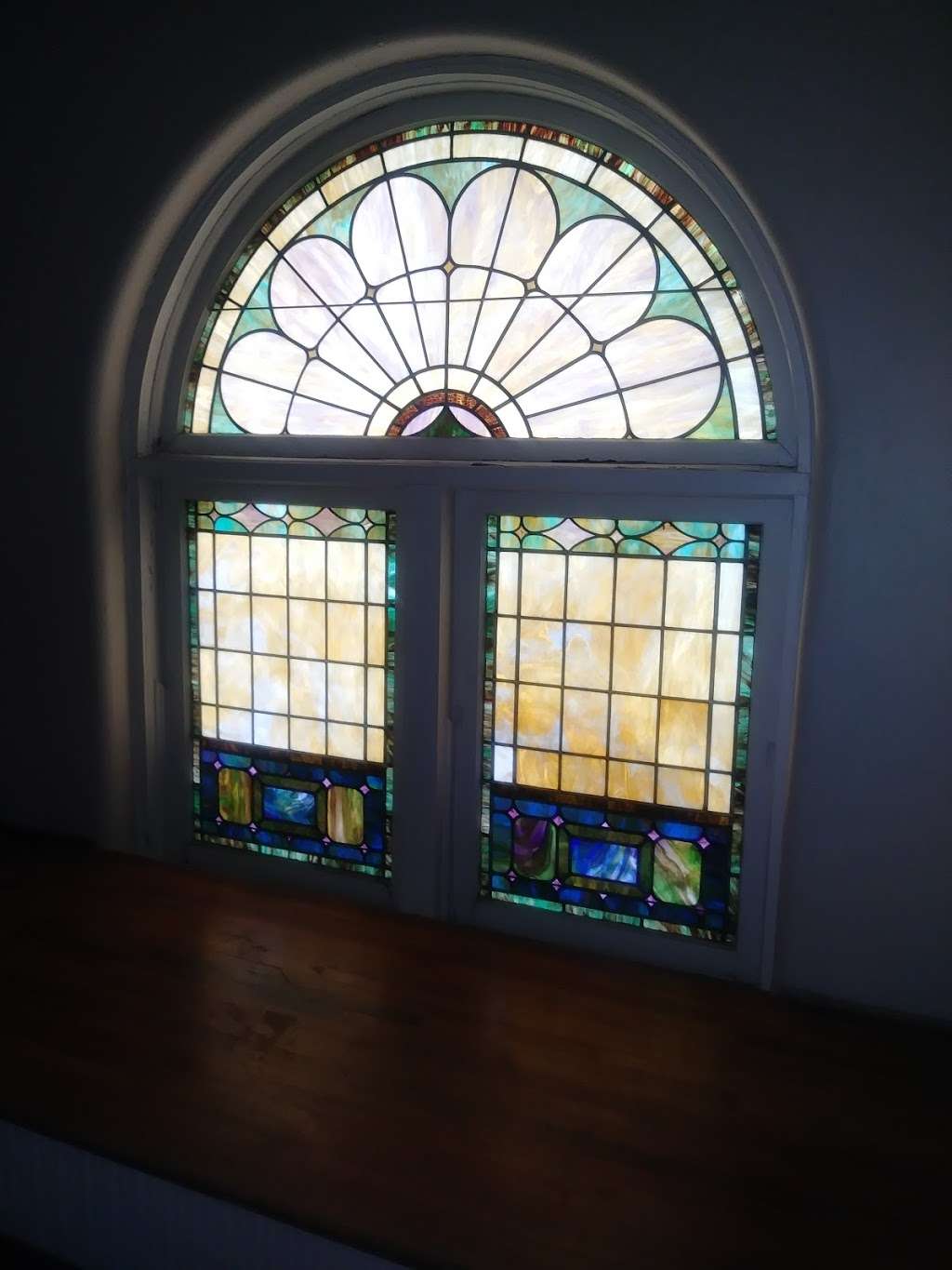 The Stained Glass Chapel | 404 N Elm St, Marshville, NC 28103 | Phone: (704) 669-8014