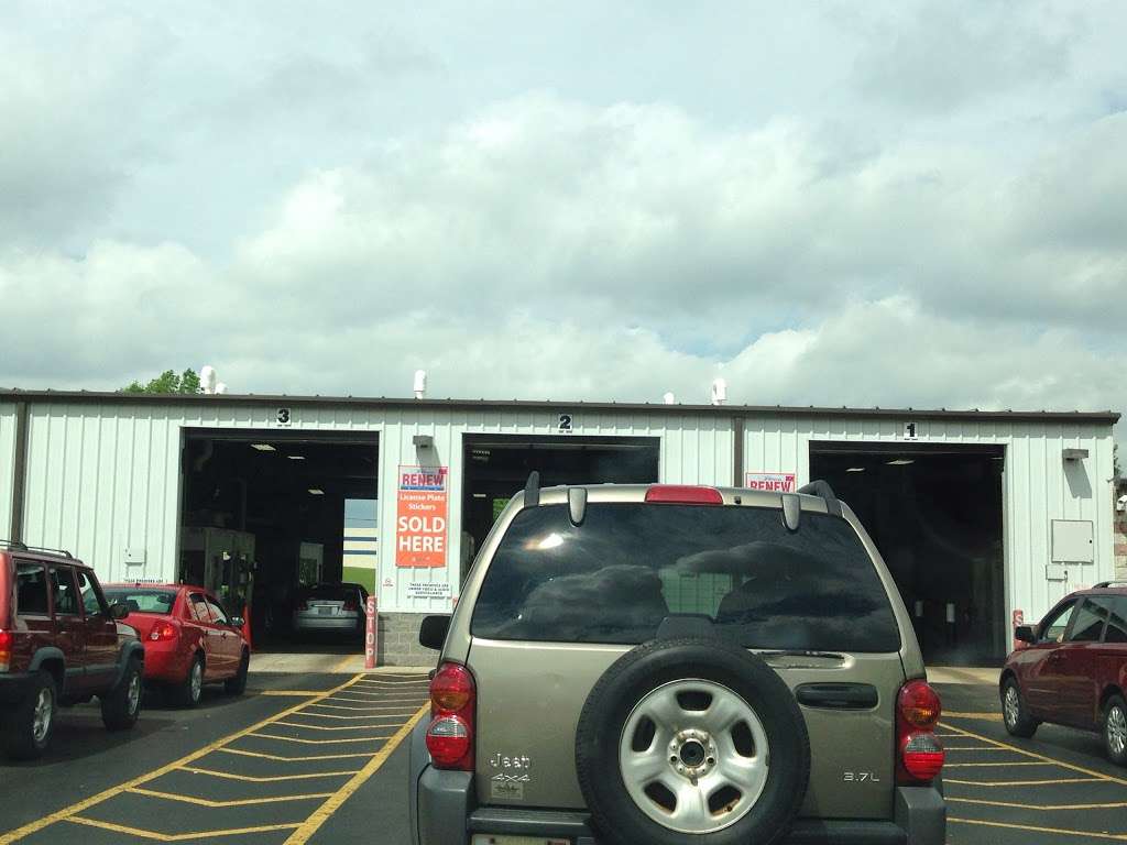 Air Team Vehicle Emissions Testing Station - Waukegan (owned & o | 2161 Northwestern Ave, Waukegan, IL 60087, USA | Phone: (844) 258-9071