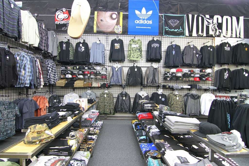 Defy Boardshop | 451 Magnolia Ave, Corona, CA 92879 | Phone: (951) 371-2707