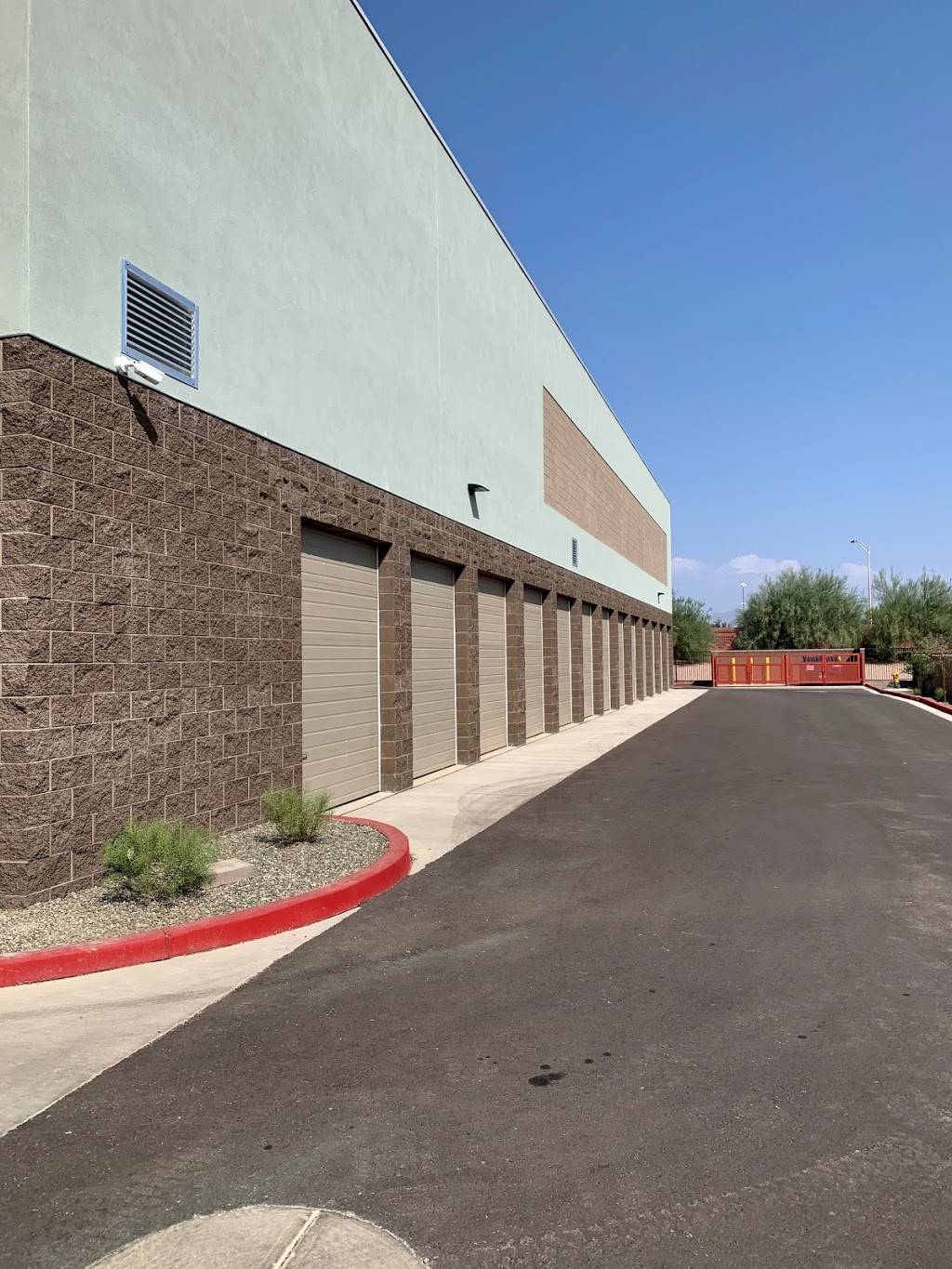 Towne Storage | 8749 E Broadway Rd, Mesa, AZ 85208, USA | Phone: (480) 400-6674