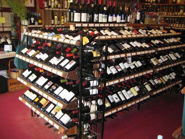 Greenfield Liquor Shop | 65 Hillside Rd, Fairfield, CT 06824, USA | Phone: (203) 259-8786