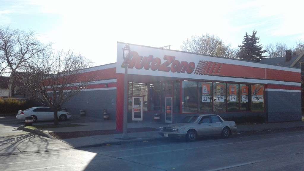 AutoZone Auto Parts | 2475 W North Ave, Milwaukee, WI 53205, USA | Phone: (414) 934-8420