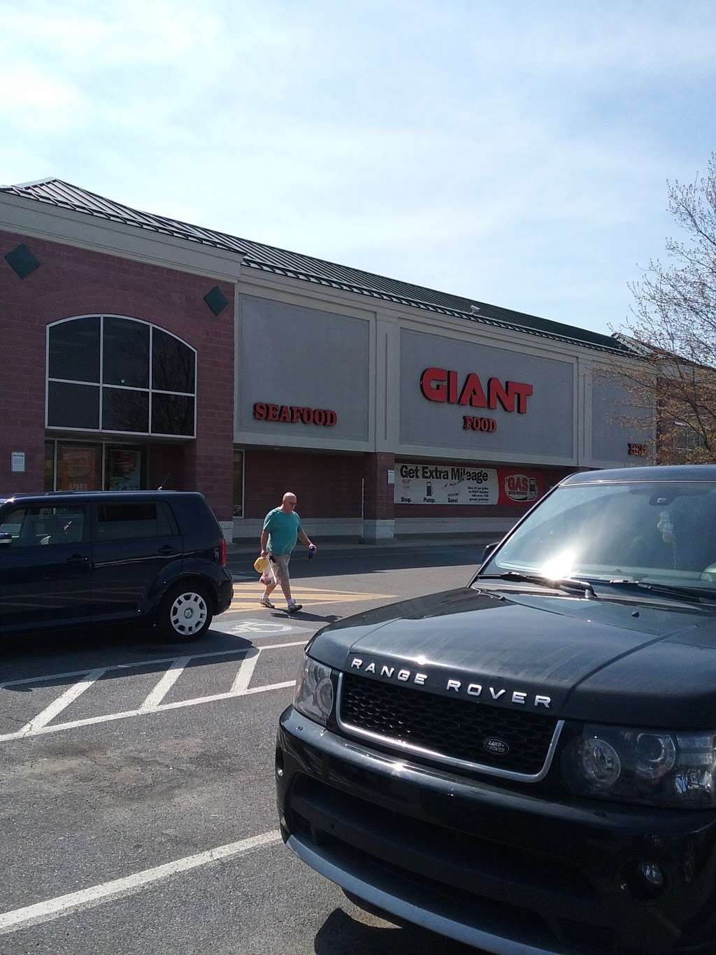 GIANT Food Stores | 360 S 2nd St, Mcconnellsburg, PA 17233, USA | Phone: (717) 485-0430