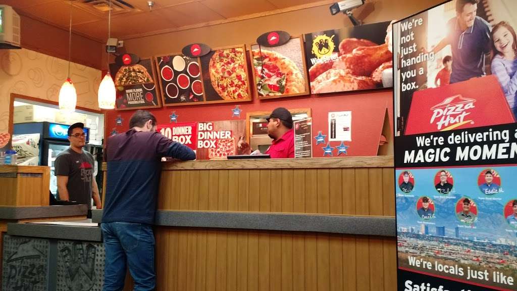 Pizza Hut | Photo 4 of 10 | Address: 1840 E Charleston Blvd K6, Las Vegas, NV 89104, USA | Phone: (702) 385-9011