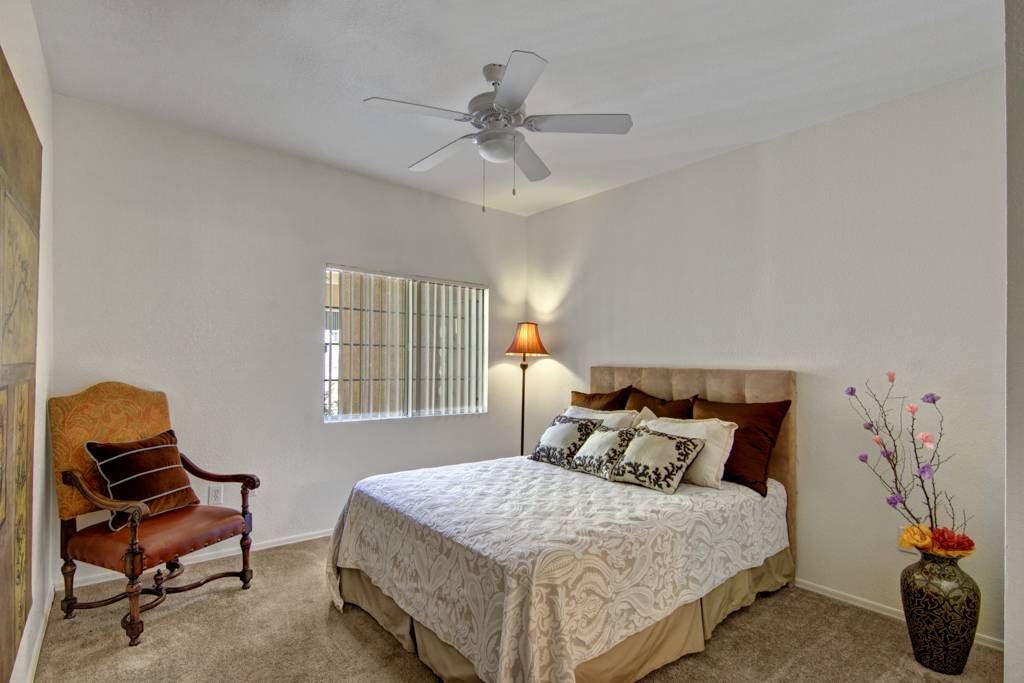 Tierra Vida Luxury Apartment Homes | 1970 W Old Magee Trail, Tucson, AZ 85704, USA | Phone: (520) 208-6403