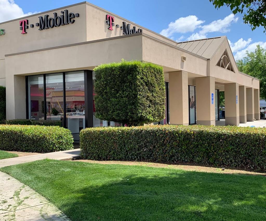 T-Mobile | 2675 Jensen Ave, Sanger, CA 93657 | Phone: (559) 399-0032