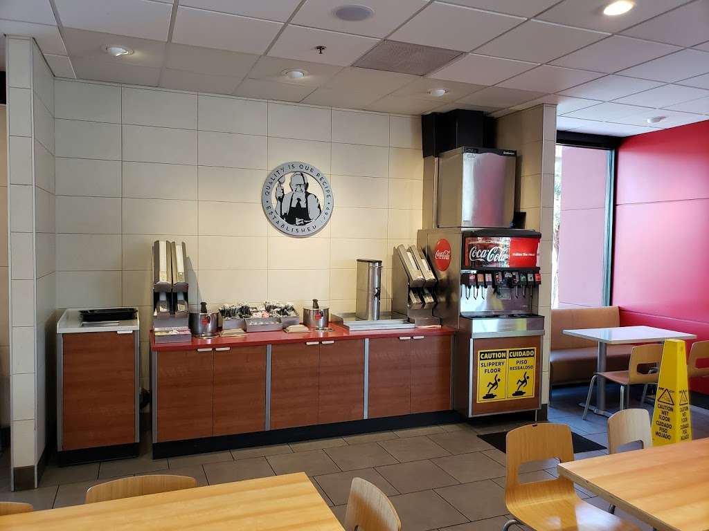 Wendys | 3520 W Baseline Rd, Laveen Village, AZ 85339, USA | Phone: (602) 237-2176