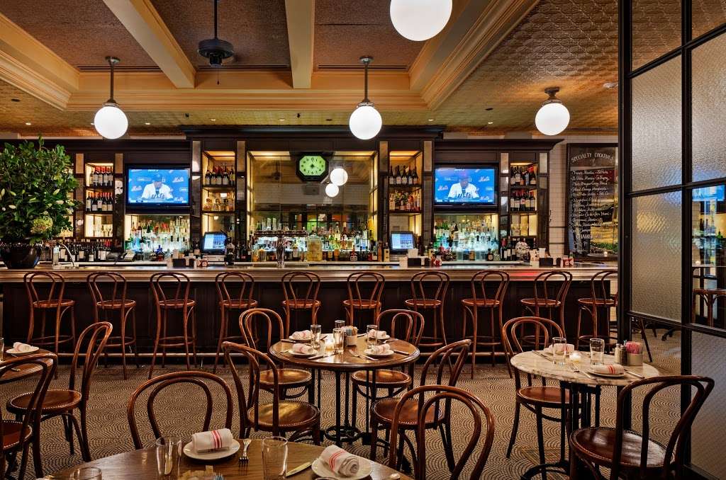Bar Frites | 400 Wheatley Plaza, Greenvale, NY 11548, USA | Phone: (516) 484-7500