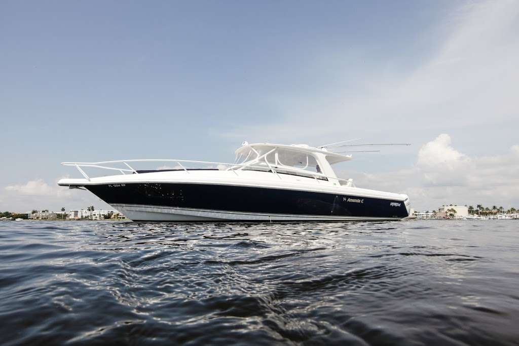 Gulfstream Yacht Management | 777 Palm Trail Suite B, Delray Beach, FL 33483, USA | Phone: (561) 865-7797