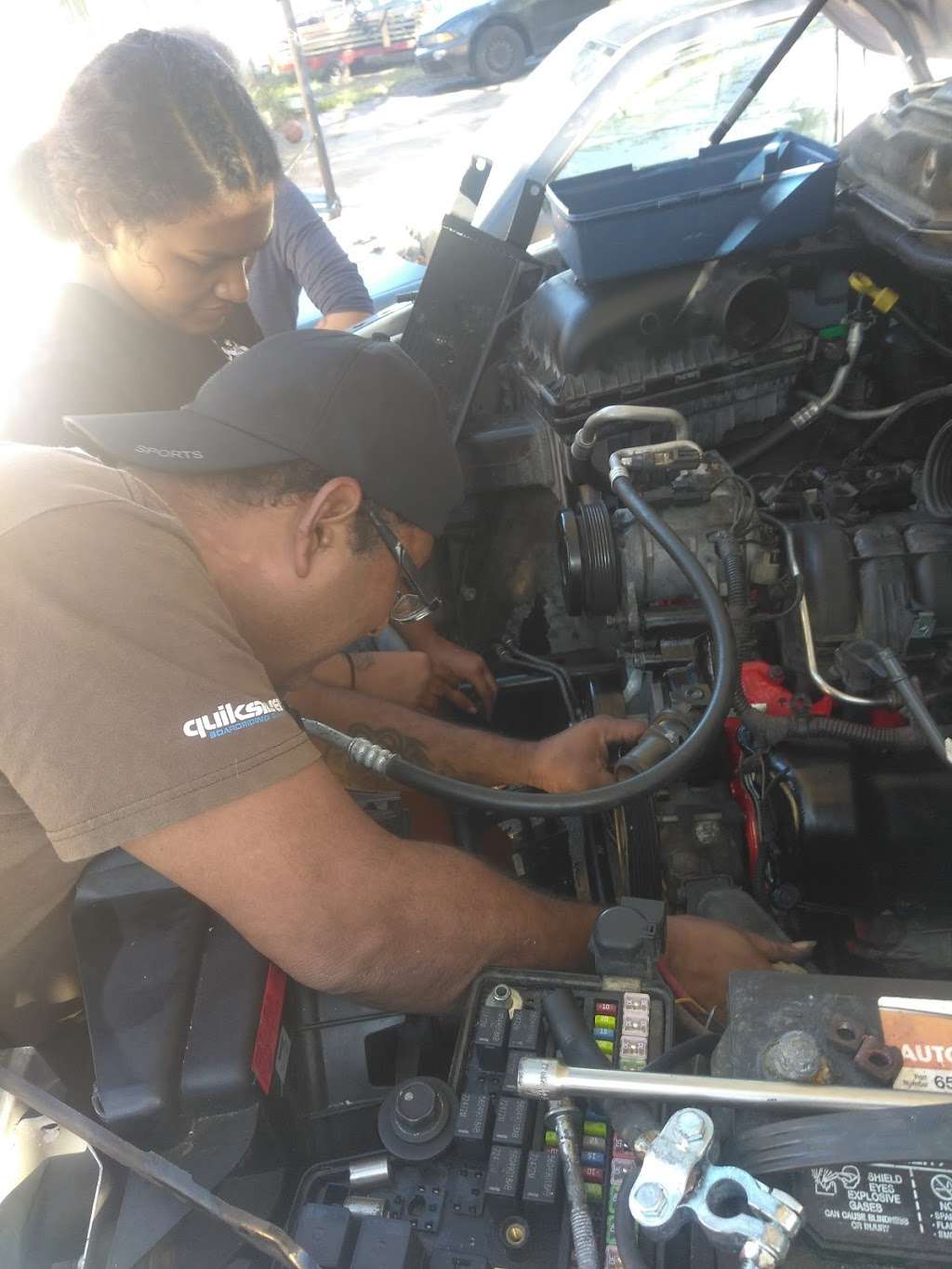 Carlos Mobile Mechanic | 1937 Blossom Terrace, Orlando, FL 32839, USA | Phone: (321) 442-5381