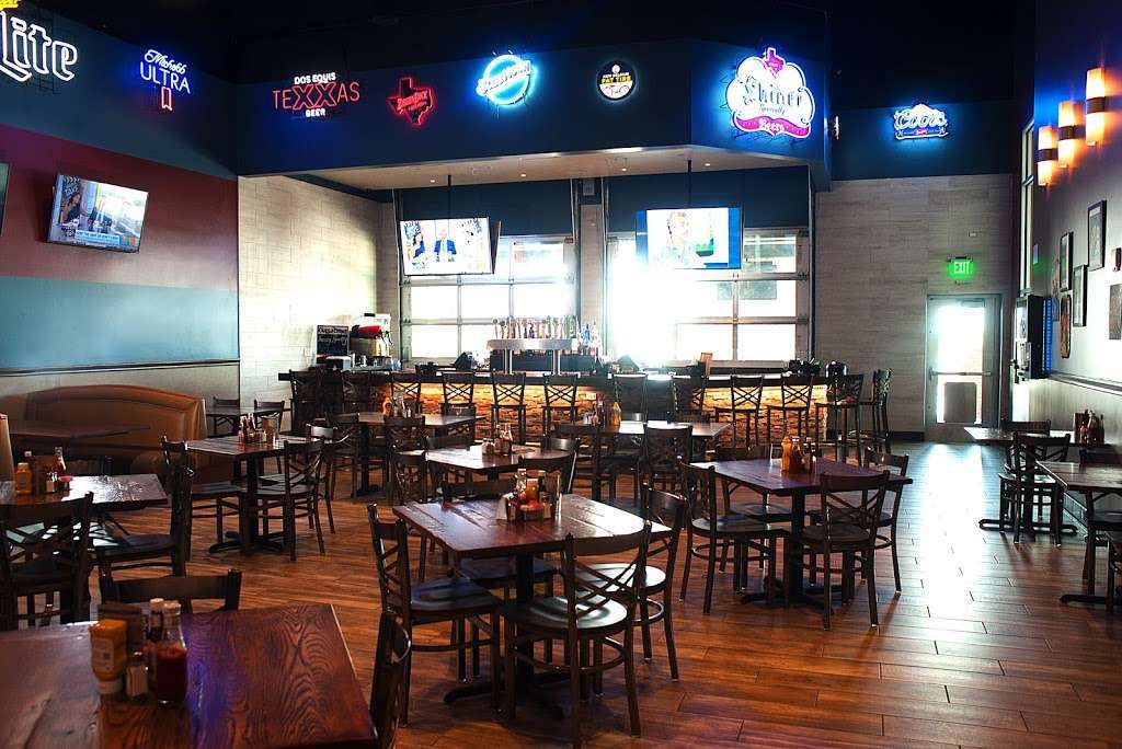 Billys Grille & Bar | 6655 7th St #100, Bay City, TX 77414, USA | Phone: (979) 429-2612