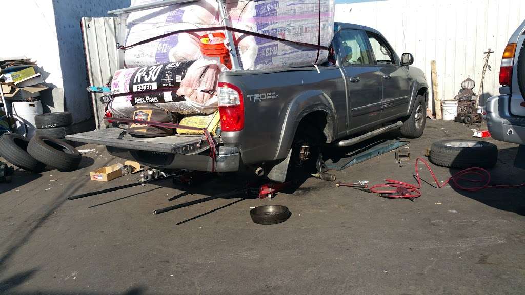 Imperial Tire Services | 1139 E Imperial Hwy, Los Angeles, CA 90059, USA | Phone: (323) 564-3660