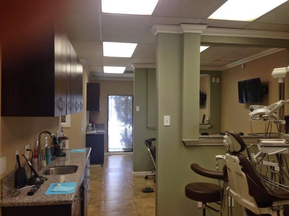 Comfort Dental Spa, Sangita Hablani DDS | 14151 Newport Ave #100, Tustin, CA 92780, USA | Phone: (714) 368-3413