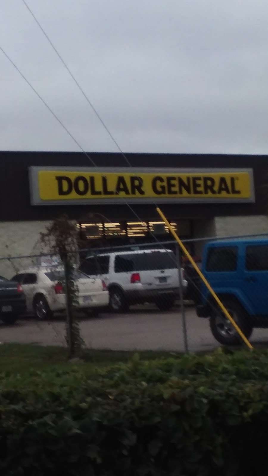 Dollar General | 914 Bayou Rd, La Marque, TX 77568, USA | Phone: (409) 655-2670