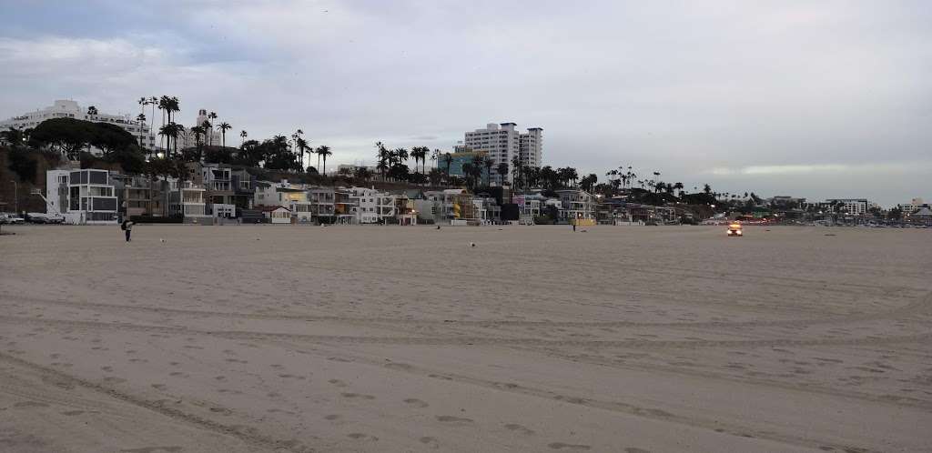 Lot 3 North | 1150 Pacific Coast Hwy, Santa Monica, CA 90403, USA | Phone: (310) 458-8583