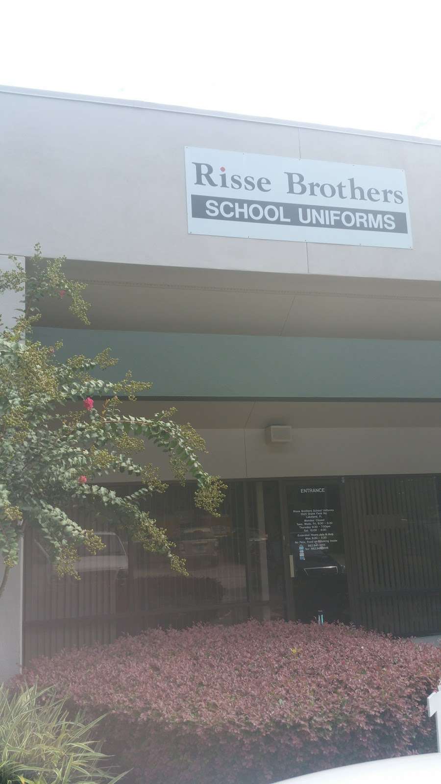 Risse Brothers School Uniforms | 2525 Drane Field Rd #11, Lakeland, FL 33811, USA | Phone: (863) 940-9913