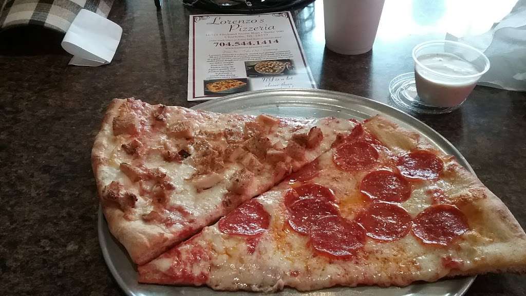 Lorenzos Pizzeria | 16721 Orchard Stone Run, Charlotte, NC 28277 | Phone: (704) 544-1414