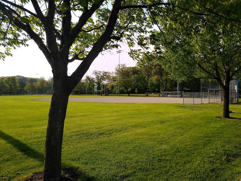 Mokena Community Park District | 10925 W La Porte Rd, Mokena, IL 60448 | Phone: (708) 390-2401