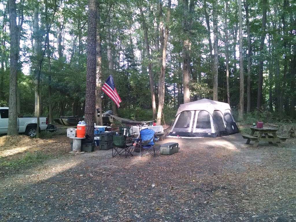 Woodlawn Campground | 1209 Walnut St, Delmar, MD 21875 | Phone: (410) 896-2979