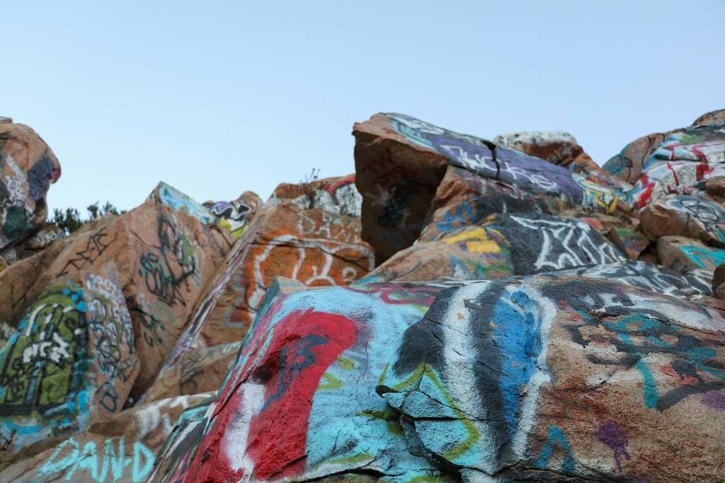 Grafitti Falls | Gnatcatcher Ct, Riverside, CA 92503