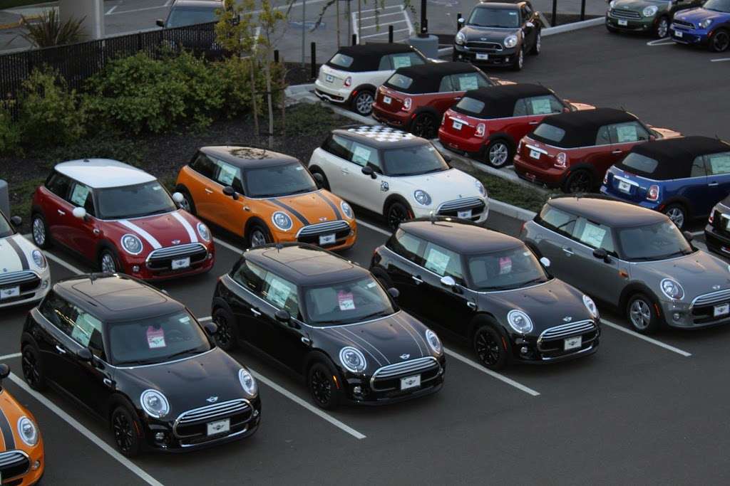 MINI of Marin | 5880 Paradise Dr, Corte Madera, CA 94925 | Phone: (415) 887-2194