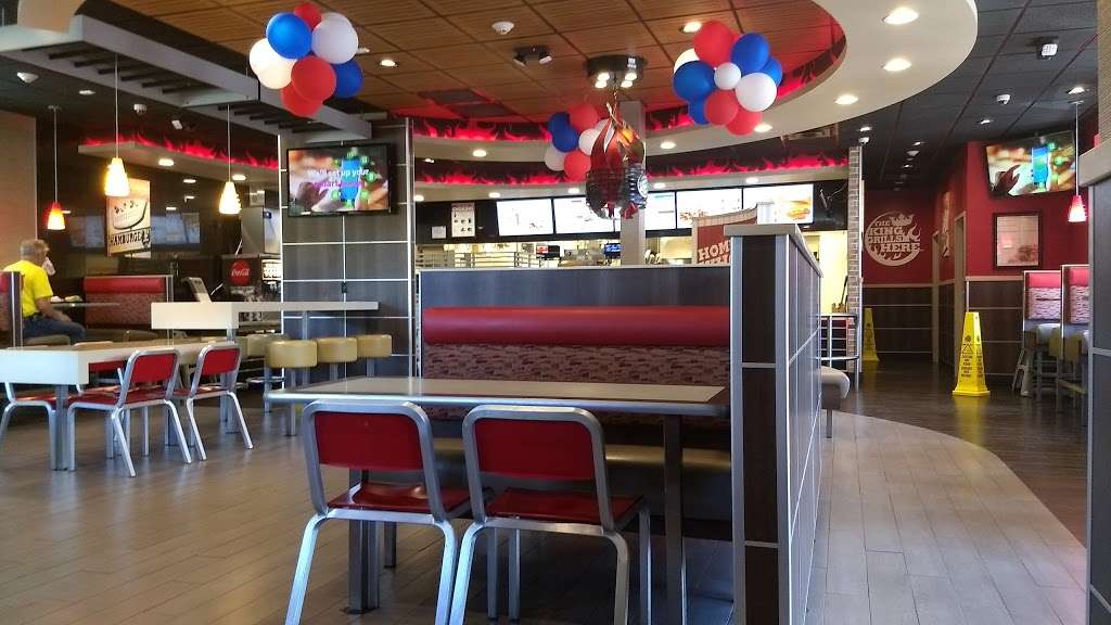 Burger King | 942 W Jericho Turnpike, Smithtown, NY 11787 | Phone: (631) 543-0806