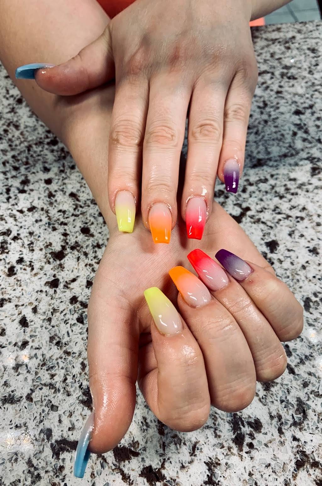 Allure Nails and Spa Louisville | 11338 Preston Hwy, Louisville, KY 40229, USA | Phone: (502) 882-2588