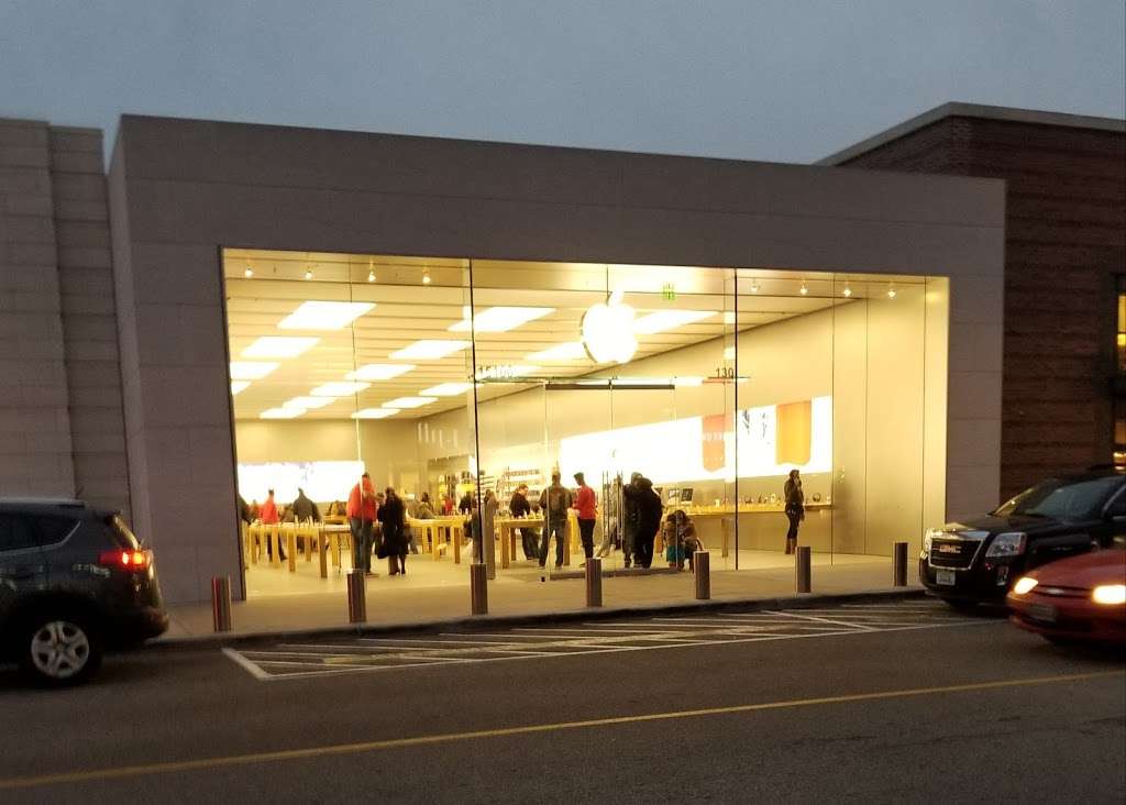 Apple Potomac Town Center | 15100 Potomac Town Pl, Woodbridge, VA 22191, USA | Phone: (703) 986-2030