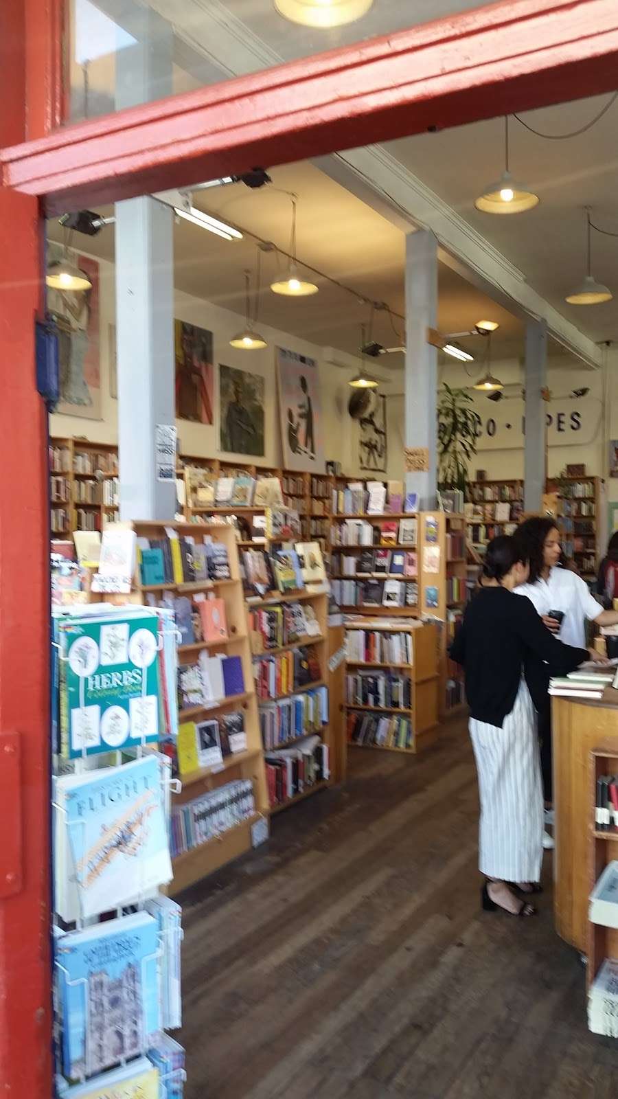 Dog Eared Books | 900 Valencia St, San Francisco, CA 94110, USA | Phone: (415) 282-1901