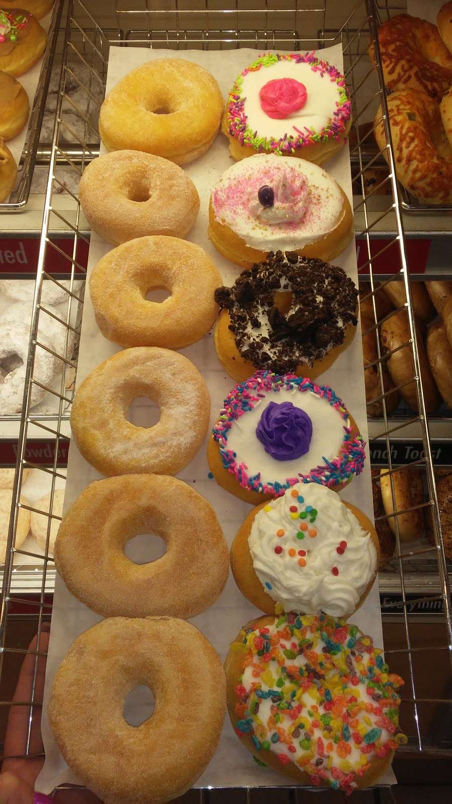 Honey Dew Donuts | 480 Washington St, Attleboro, MA 02703, USA | Phone: (508) 399-8850