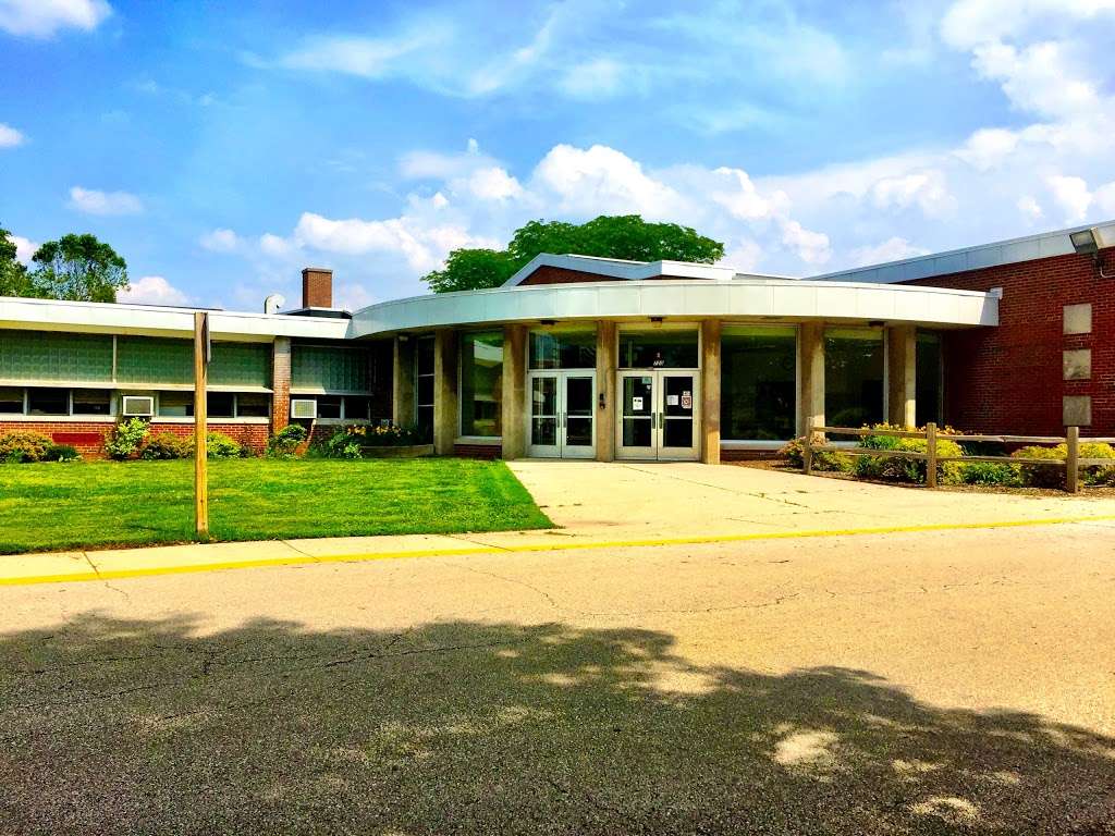 Lynn G Haskin Elementary School | 720 Wells St, Sandwich, IL 60548, USA | Phone: (815) 786-8812